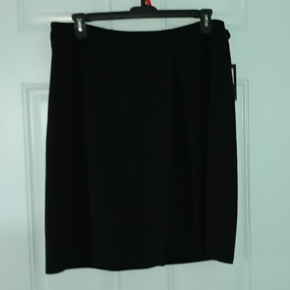 Black skirt